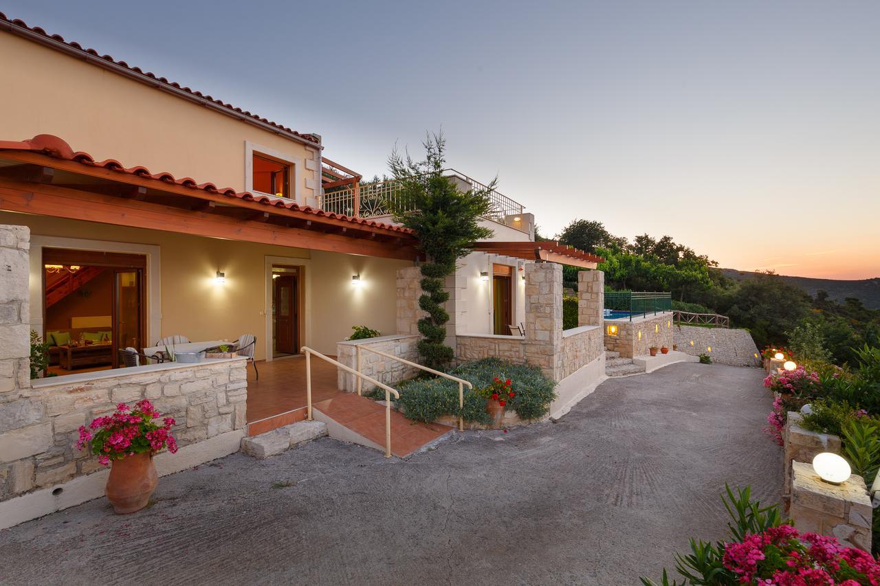 Harkia Villas ภายนอก รูปภาพ