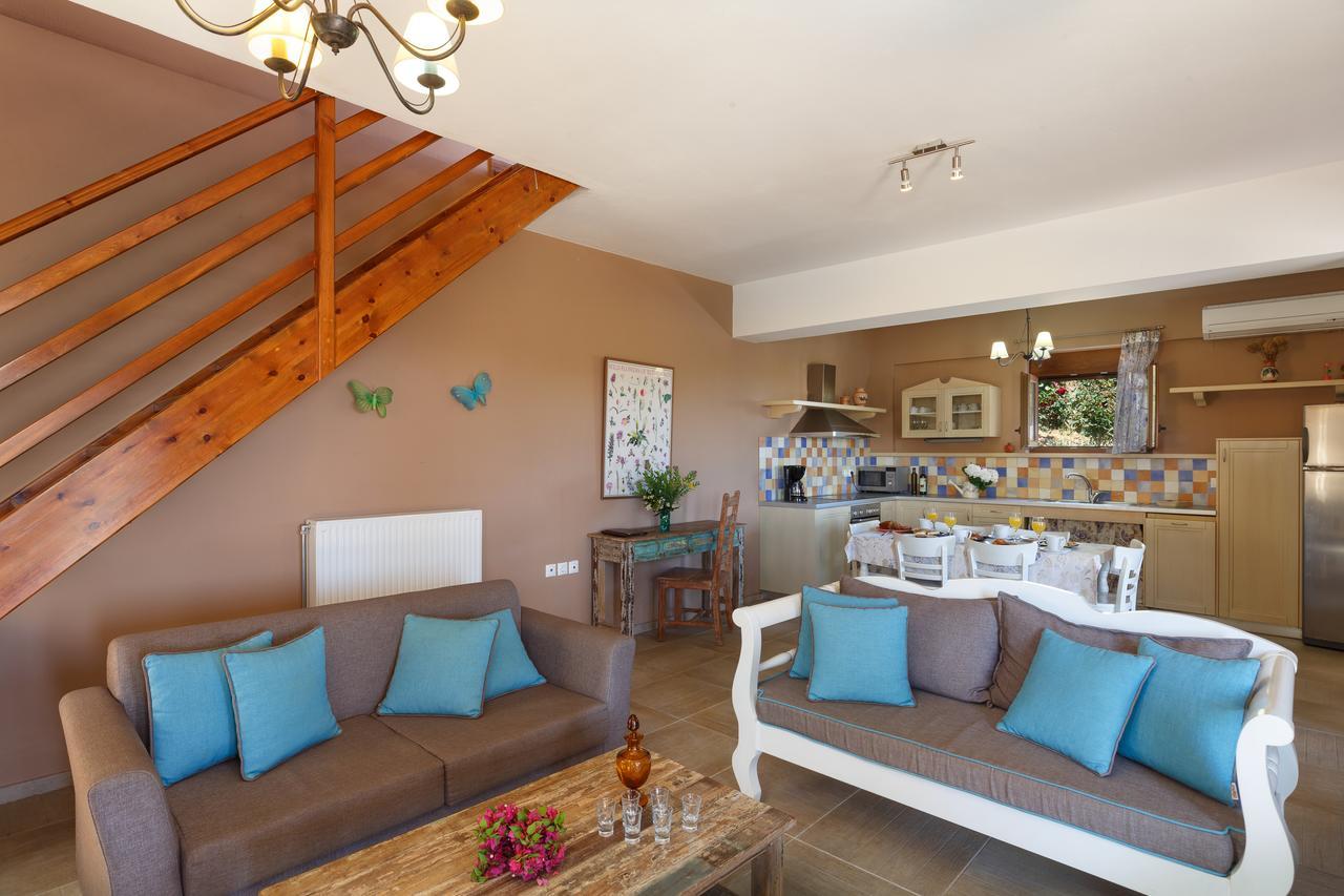 Harkia Villas ภายนอก รูปภาพ